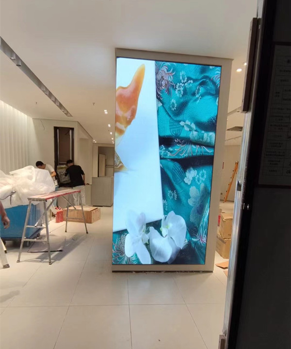 玉泉商场门店转角LED显示屏