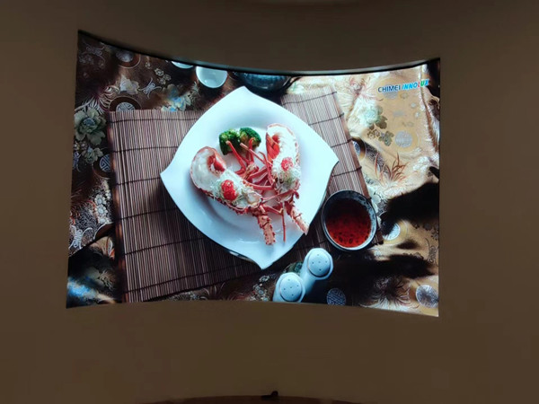 玉泉室内P2.5弧形LED屏